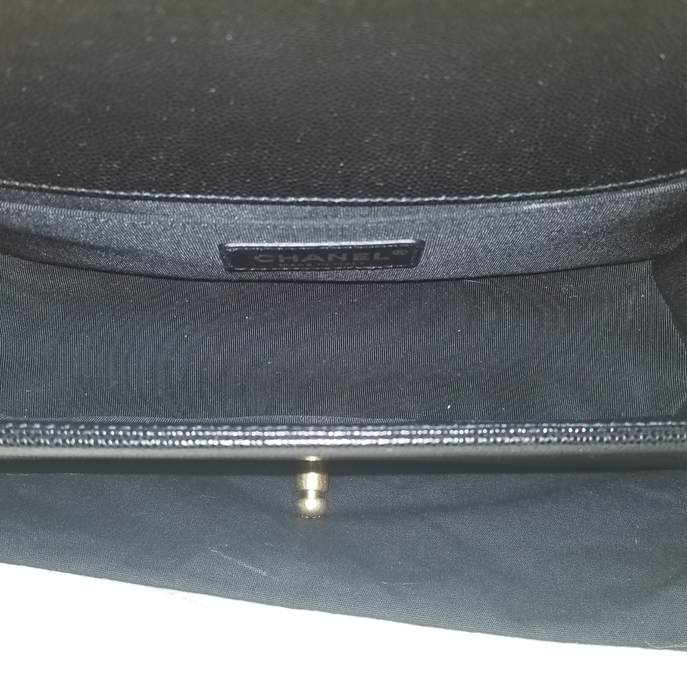 Chanel old medium boy caviar ghw - Picture 6 of 9